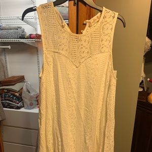White lace dress